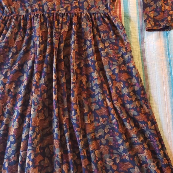 Vintage Eddie Bauer Navy Leaves Dress Modest - Picture 8 of 8
